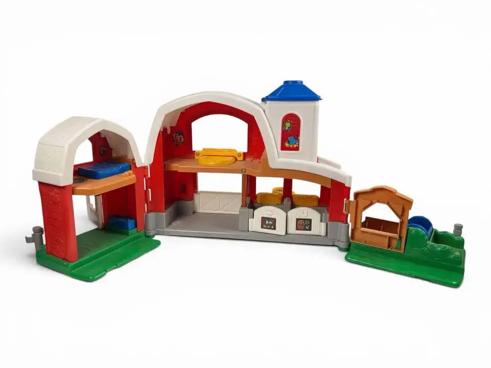 Fisher-Price Little People Animal Sounds Farm Barn (2004 Model B8343)